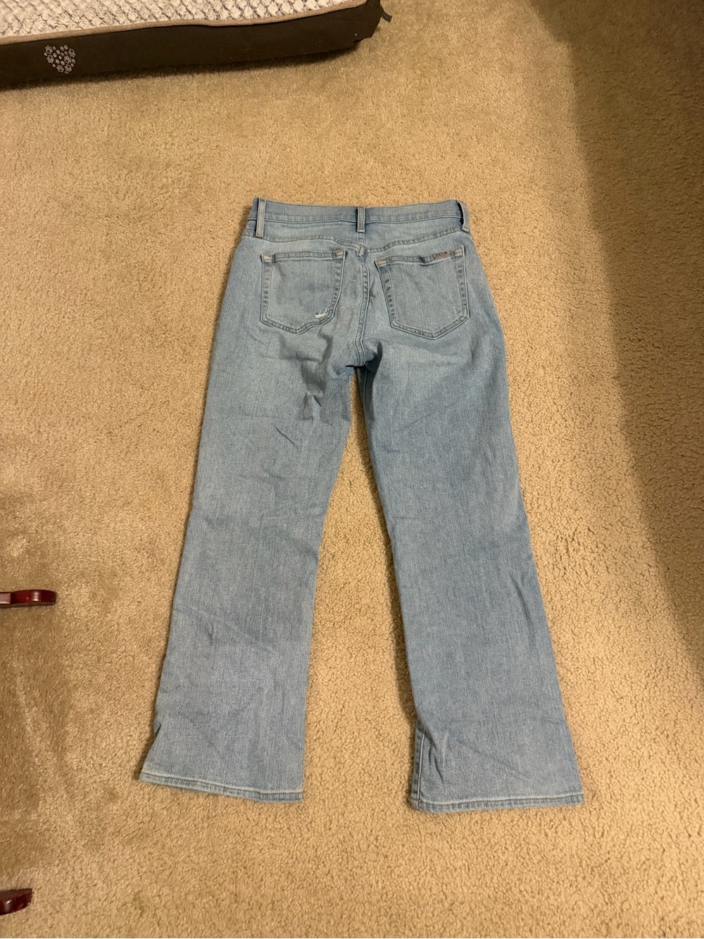 Joes Jeans cropped jeans.